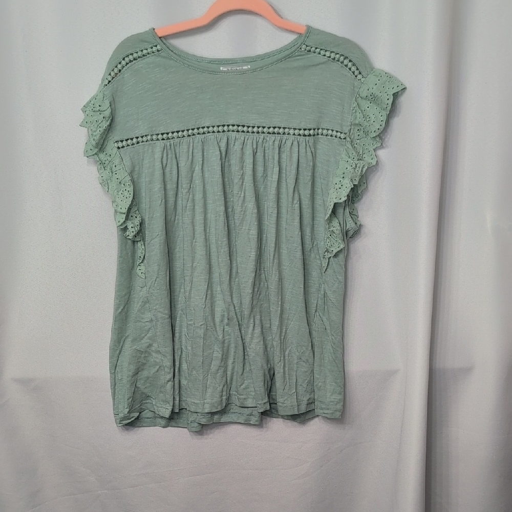 Chic Green Lace Trim Blouse